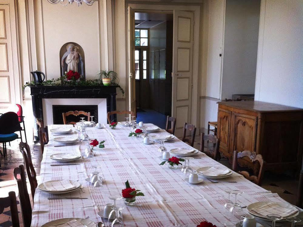 Chateau De Briancon Baune Buitenkant foto